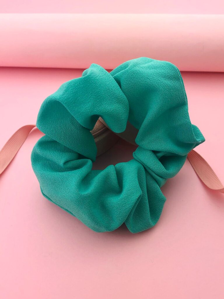 Gumka zielona scrunchie