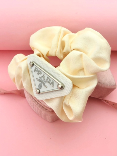 Gumka kremowa scrunchie